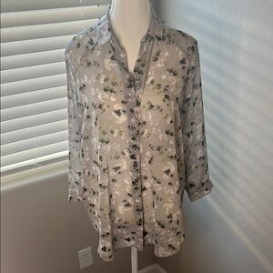 Floral Button-Up Blouse - Gray